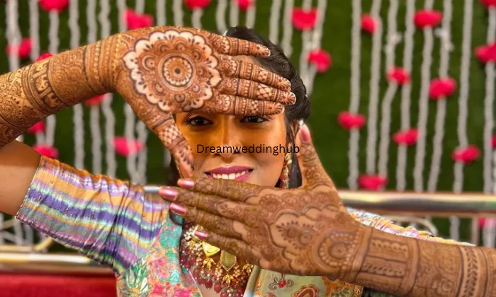 Shuhagan bridal mehndi design artist